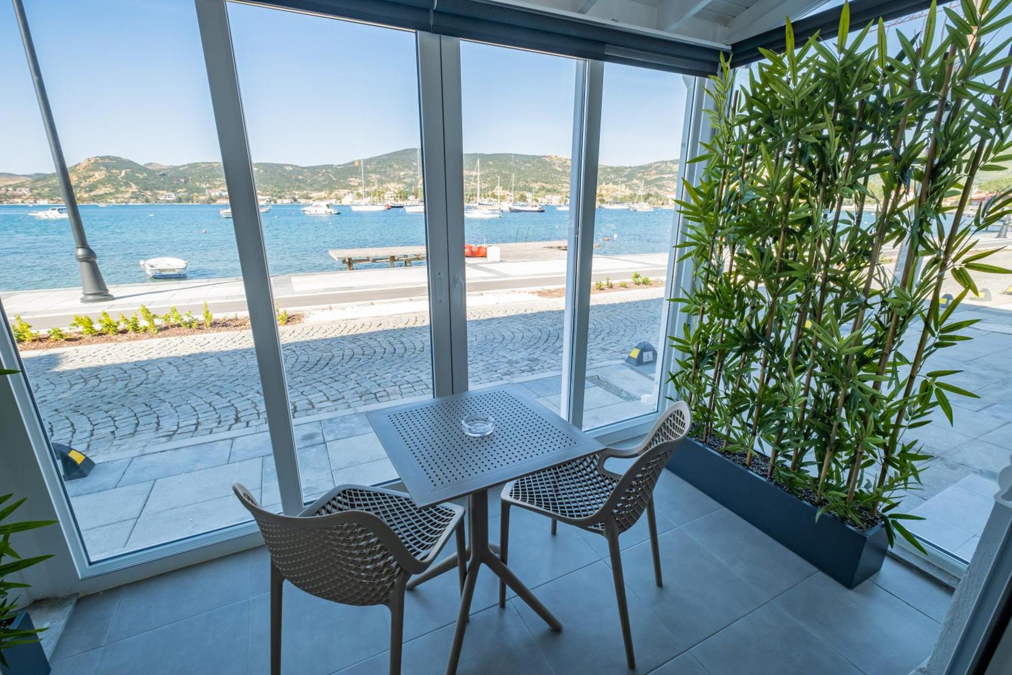 Bd Suites Foça Exterior photo