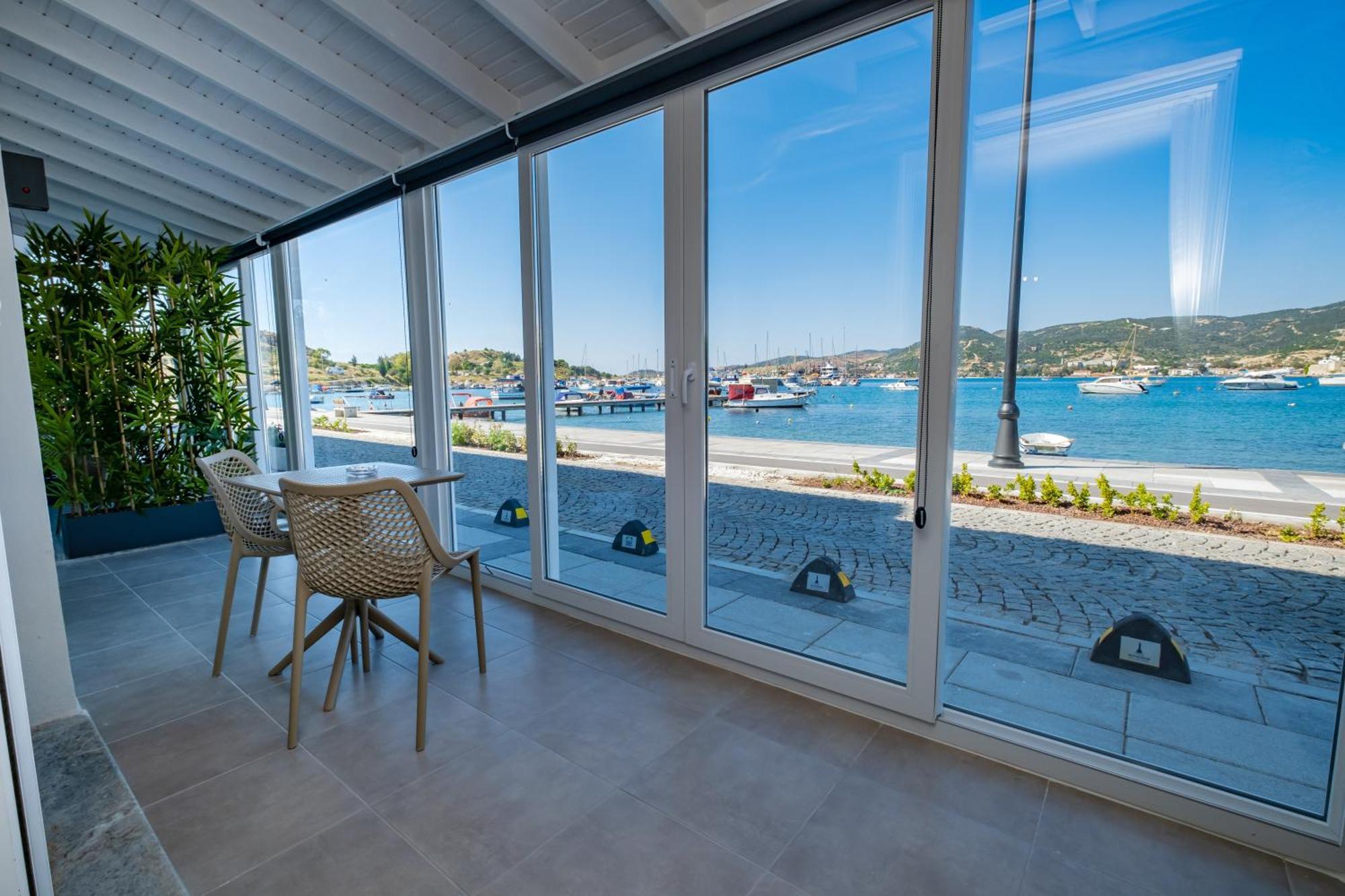 Bd Suites Foça Exterior photo