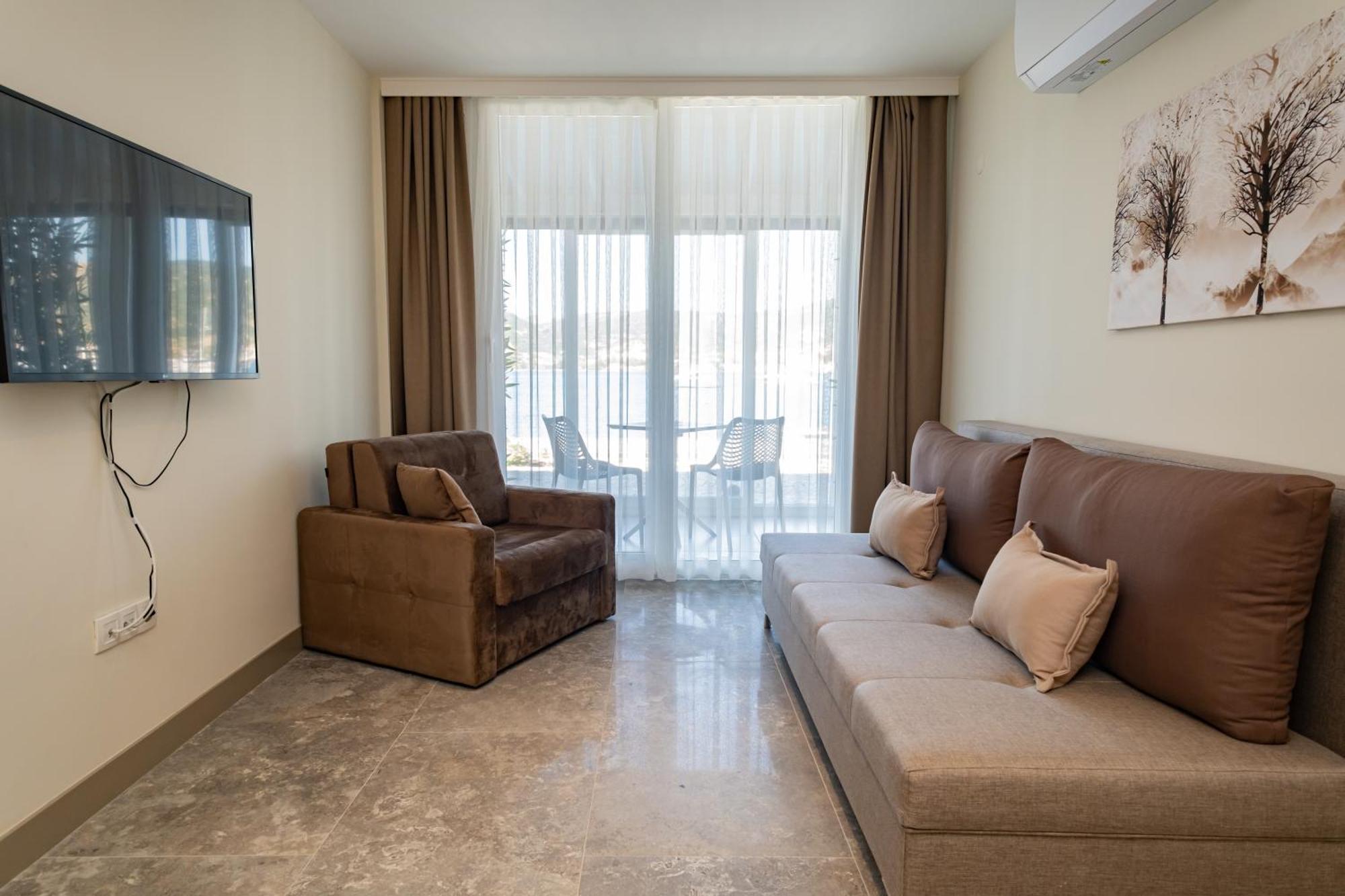 Bd Suites Foça Exterior photo