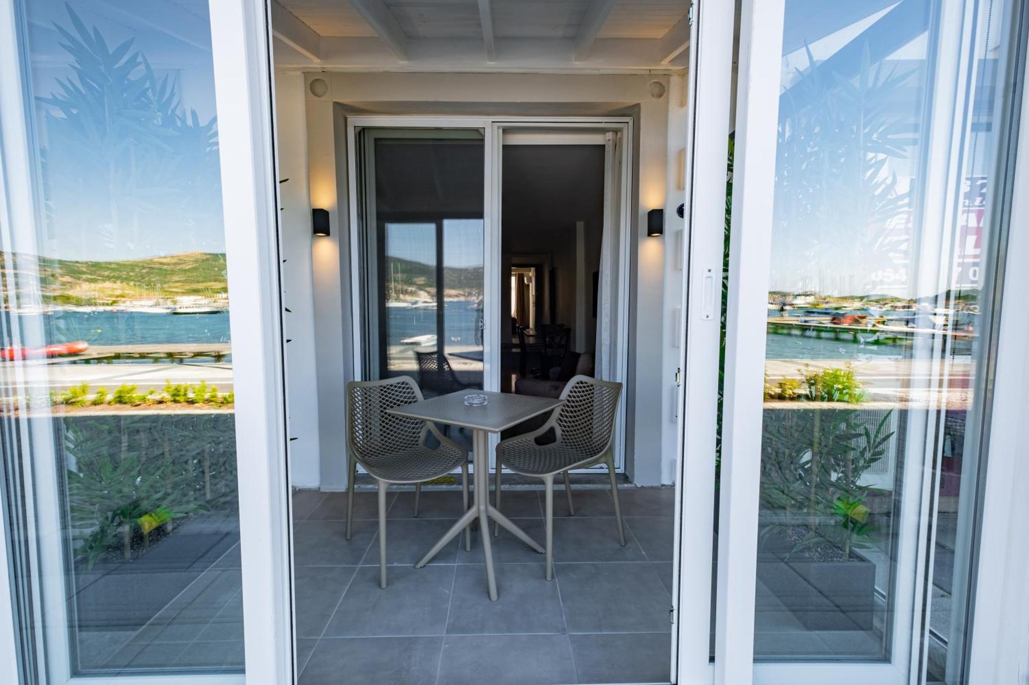Bd Suites Foça Exterior photo